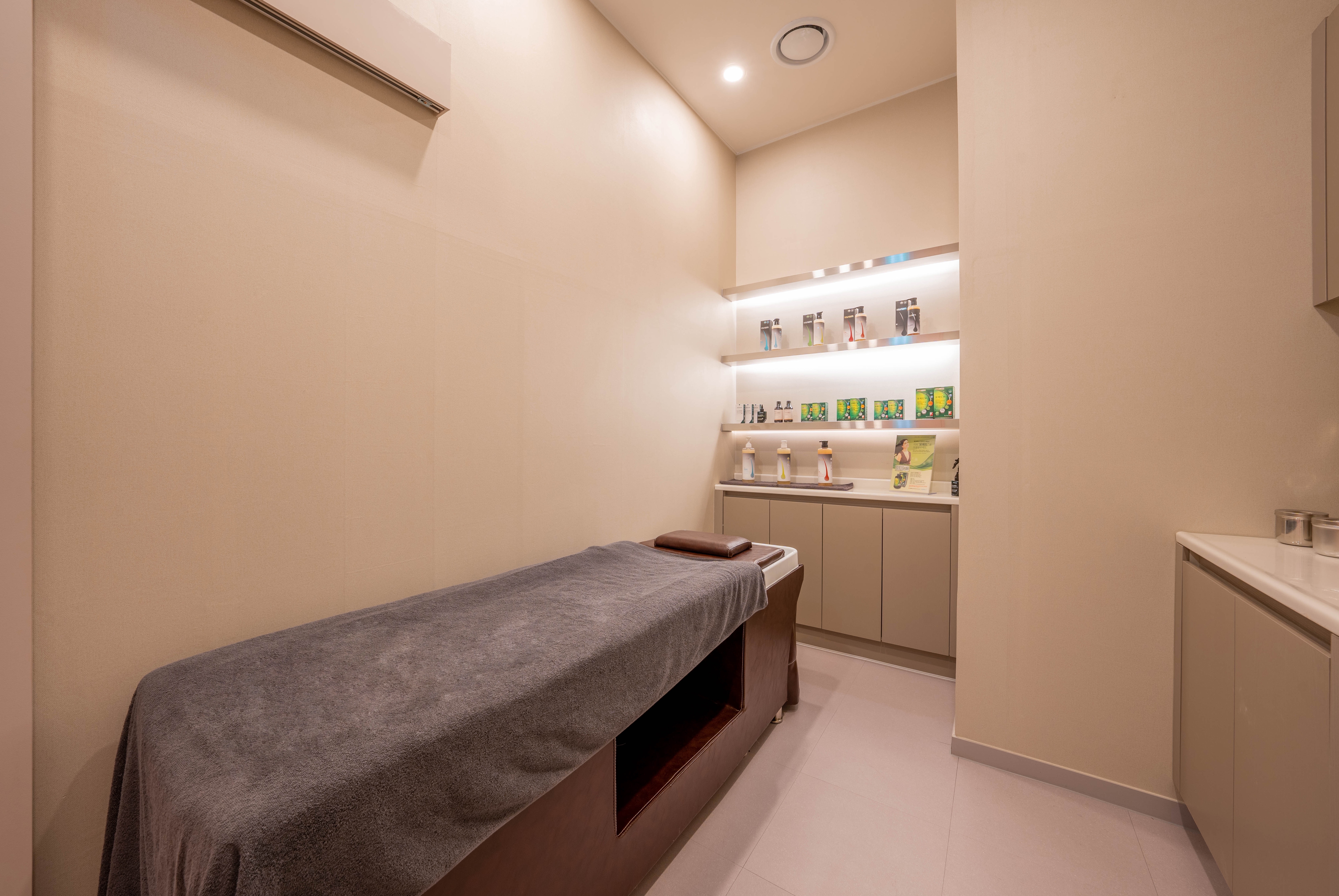 노꼬메스튜디오_서울더빛의원_인테리어 촬영_16.jpg